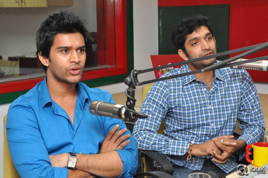 Ram-Leela-Movie-Team-at-Radio-Mirchi